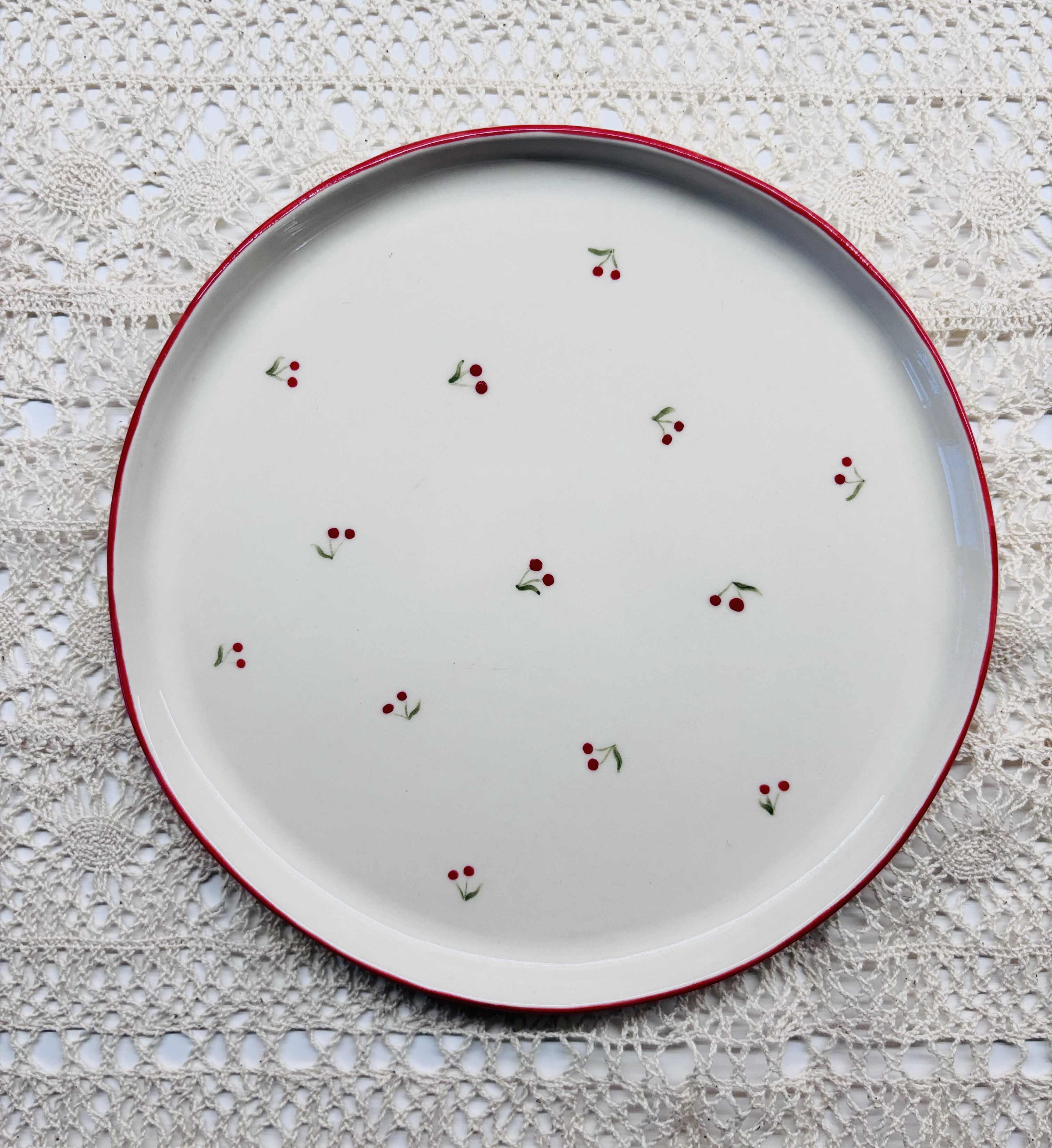 купить Тарелка "Вишневая" диаметр 19см