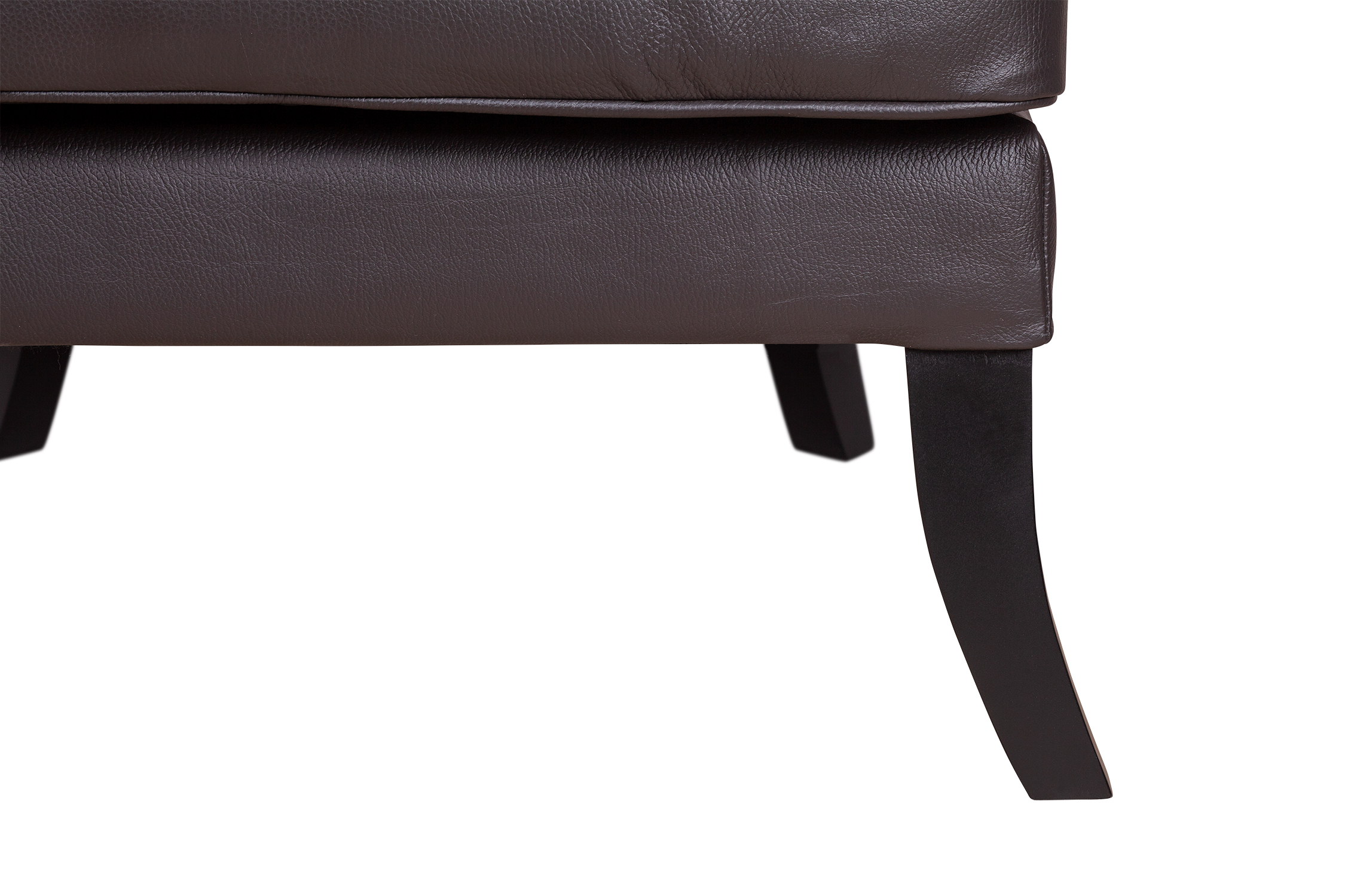 фото Кожаное кресло каминное Chester Leather в интерьере