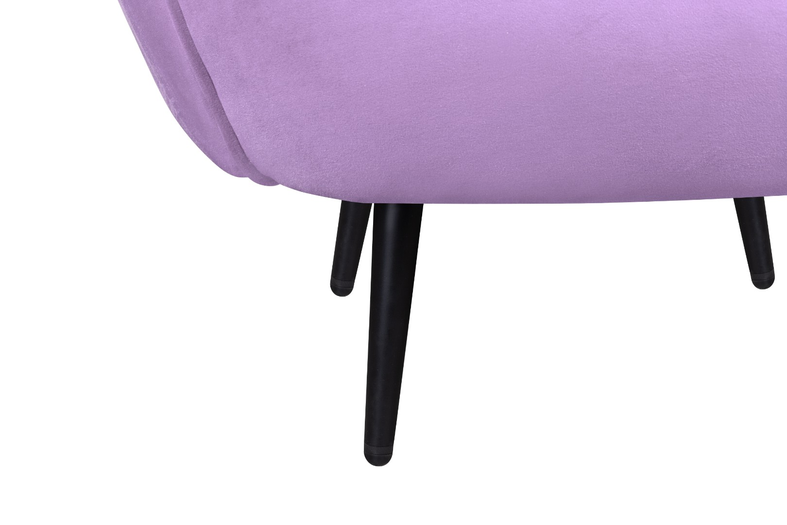 Мягкое кресло Benee Purple на черных ножках в интерьере в Москве Мягкое кресло Benee Purple на черных ножках в интерьере