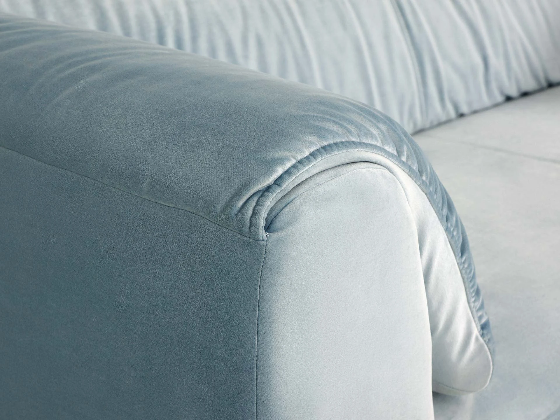 Диван Marsala в интерьере