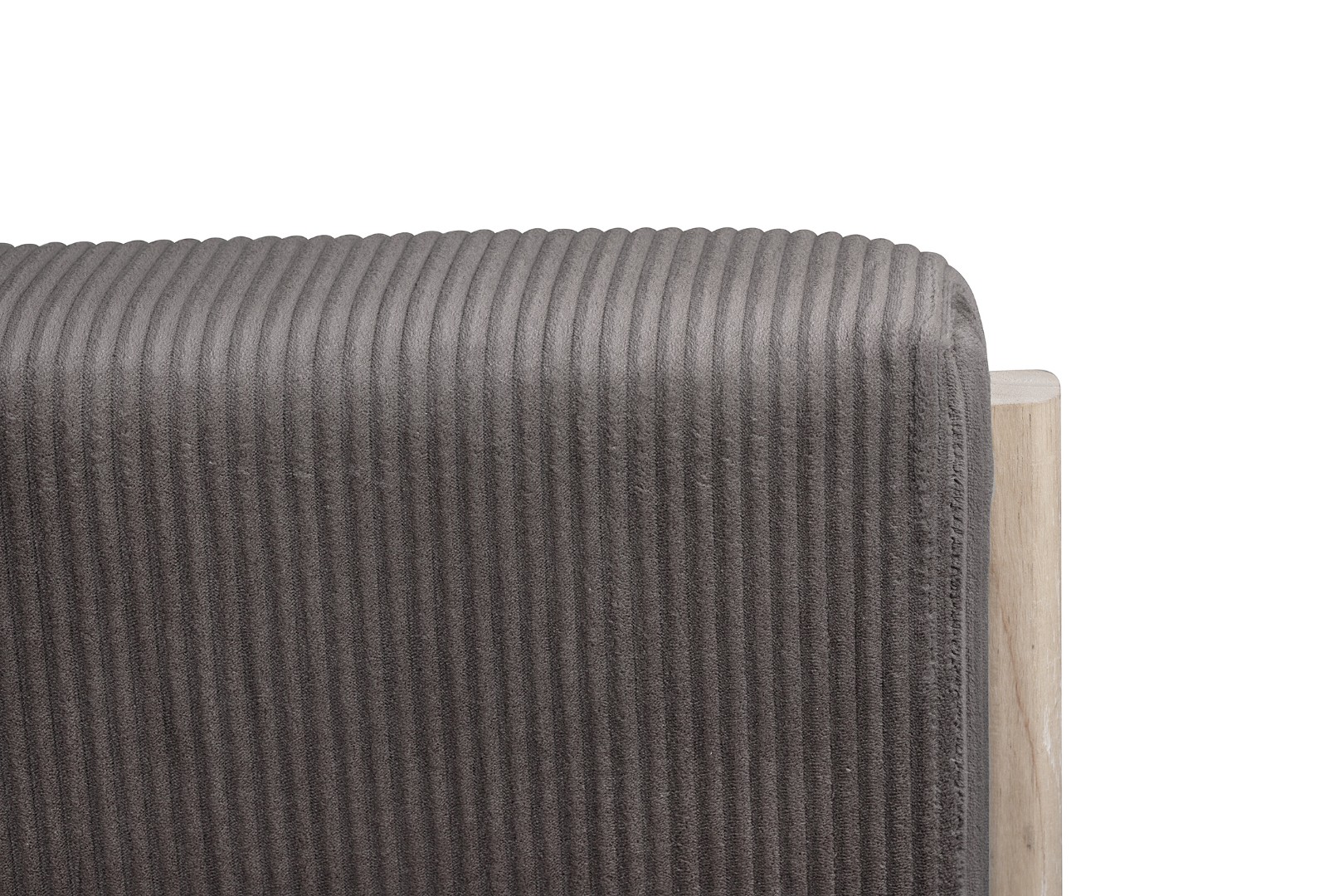 фото Кресло дизайнерское Cody Brown в Москве фото Кресло дизайнерское Cody Brown