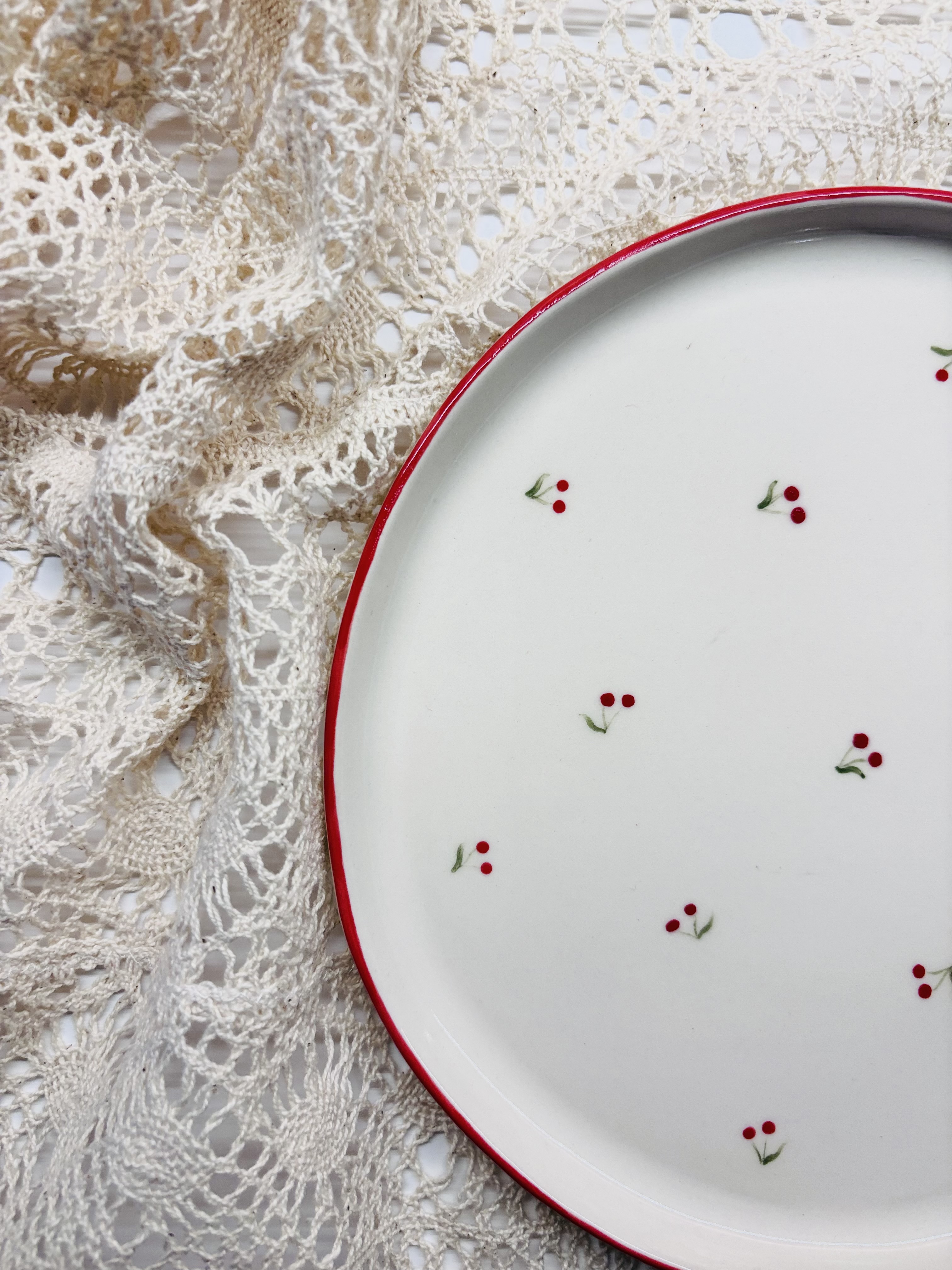 заказать Тарелка "Вишневая" диаметр 19см