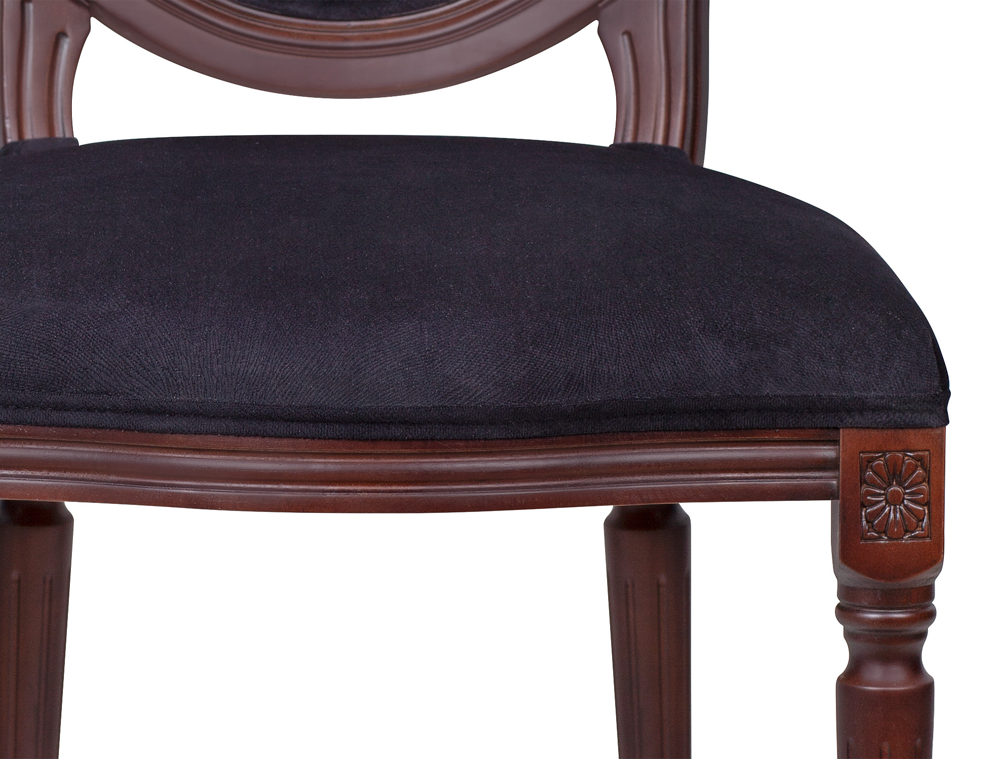 Дизайнерский обеденный стул Delo Kora Black в интерьере в Москве Дизайнерский обеденный стул Delo Kora Black в интерьере