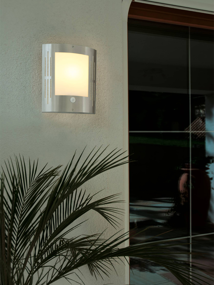 купить 88144 Уличный настенный светильник CITY