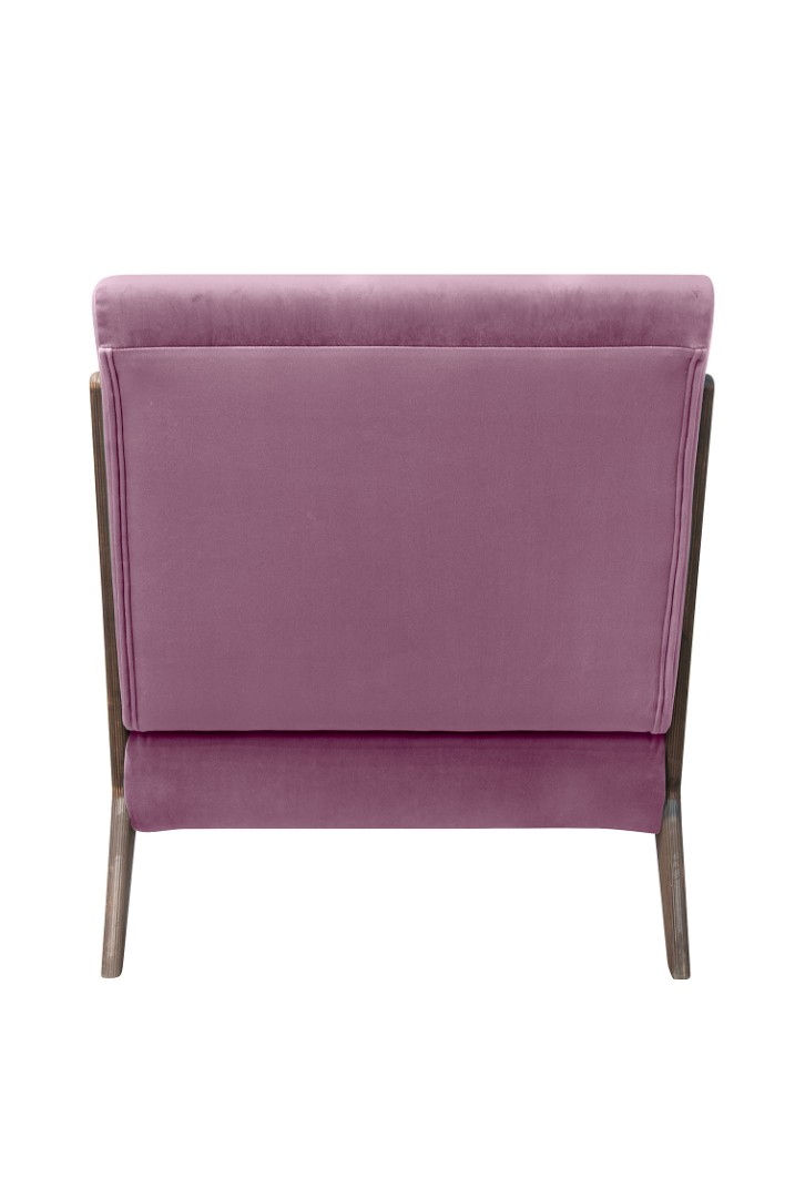 заказать Низкое кресло с деревянными подлокотниками Mody Pink розовый в Москве заказать Низкое кресло с деревянными подлокотниками Mody Pink розовый