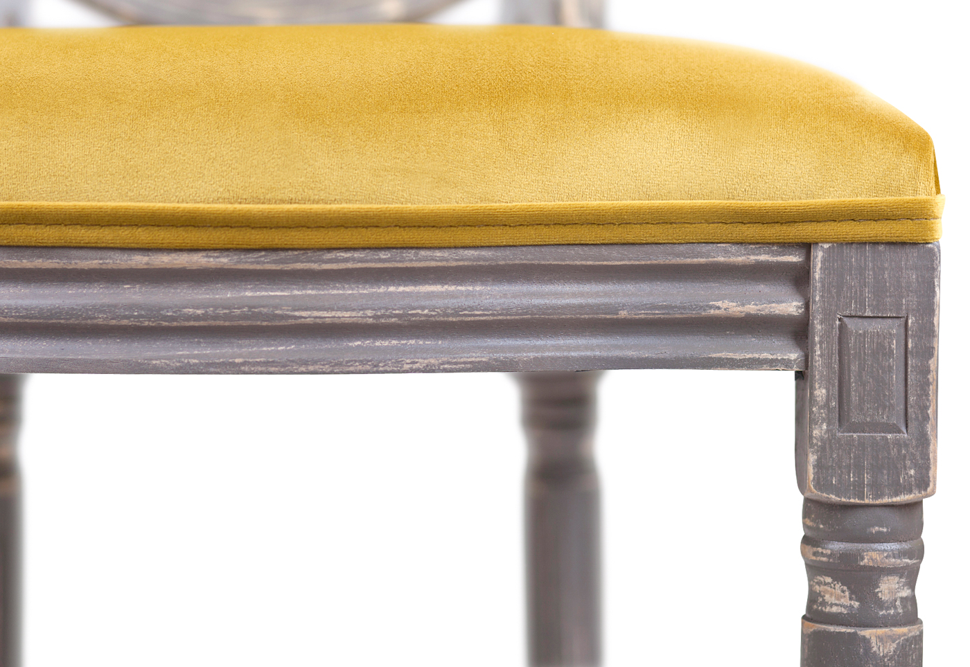 фото Стул Volker Gold Velvet в интерьере