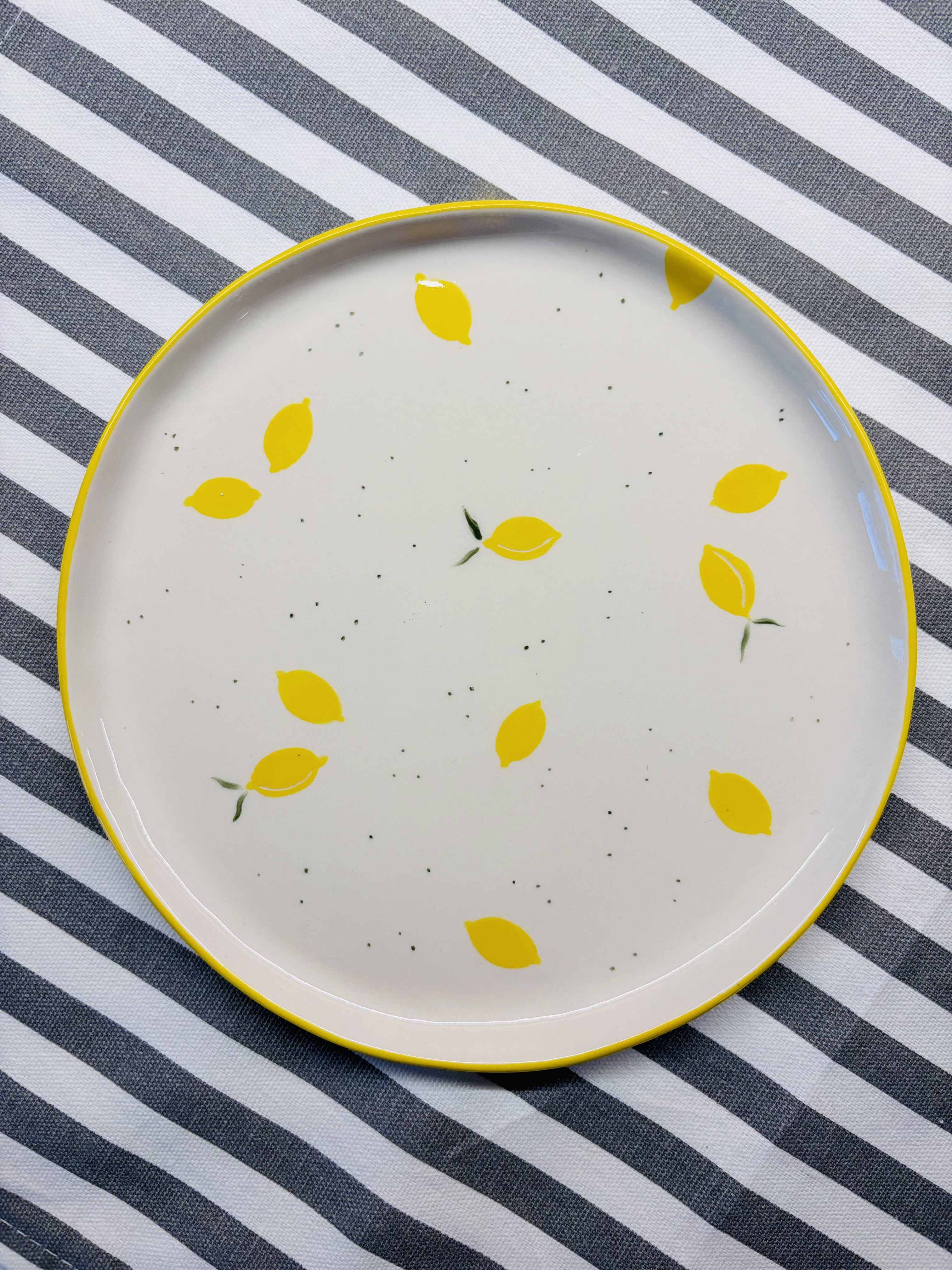 купить Тарелка "Лимонная" диаметр 19см в Москве купить Тарелка "Лимонная" диаметр 19см