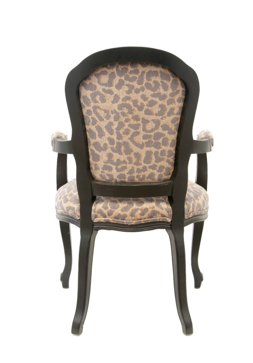 заказать Мягкий стул с подлокотниками Darry