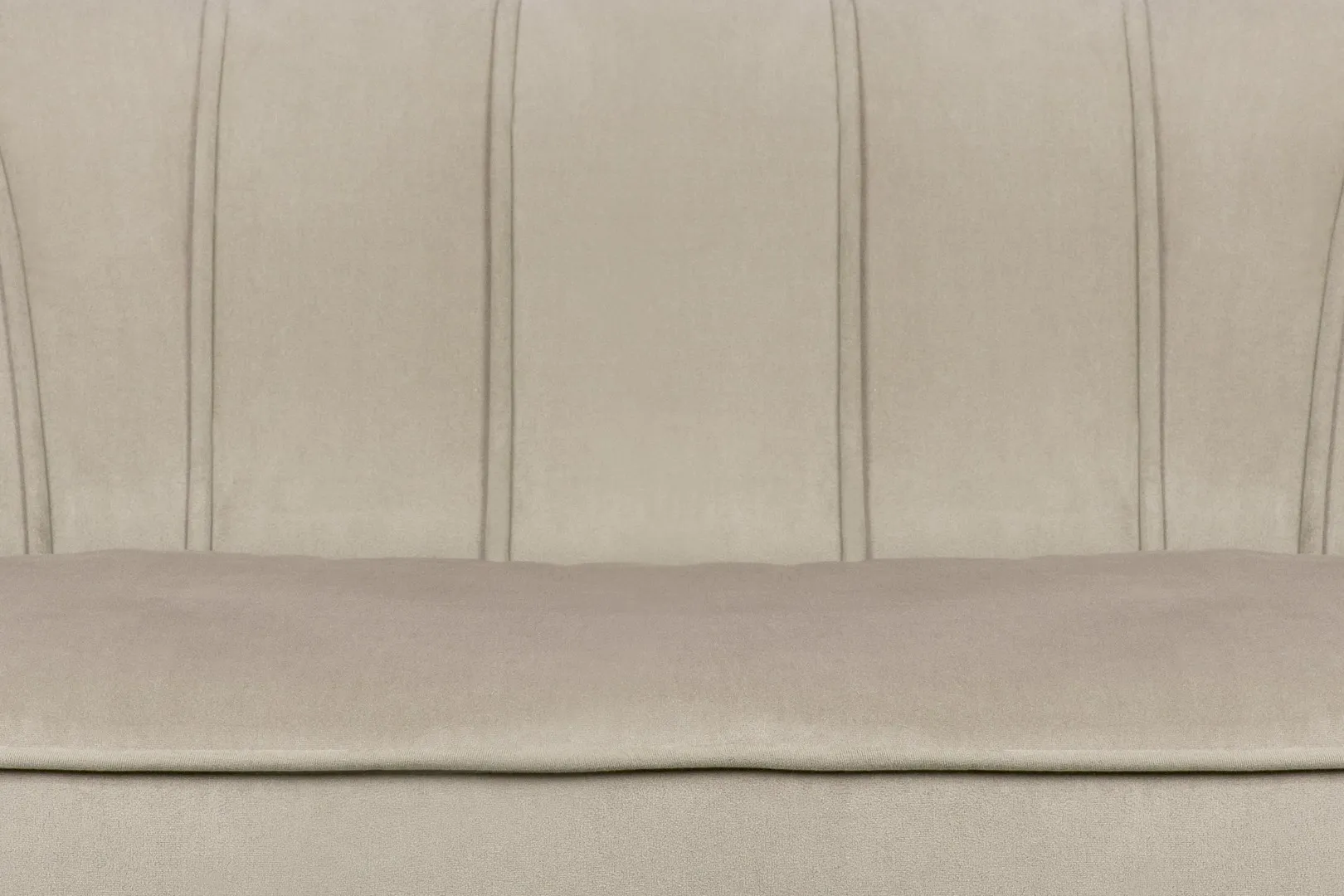 Дизайнерский двухместный диван Pearl Double Taupe в интерьере в Екатеринбурге