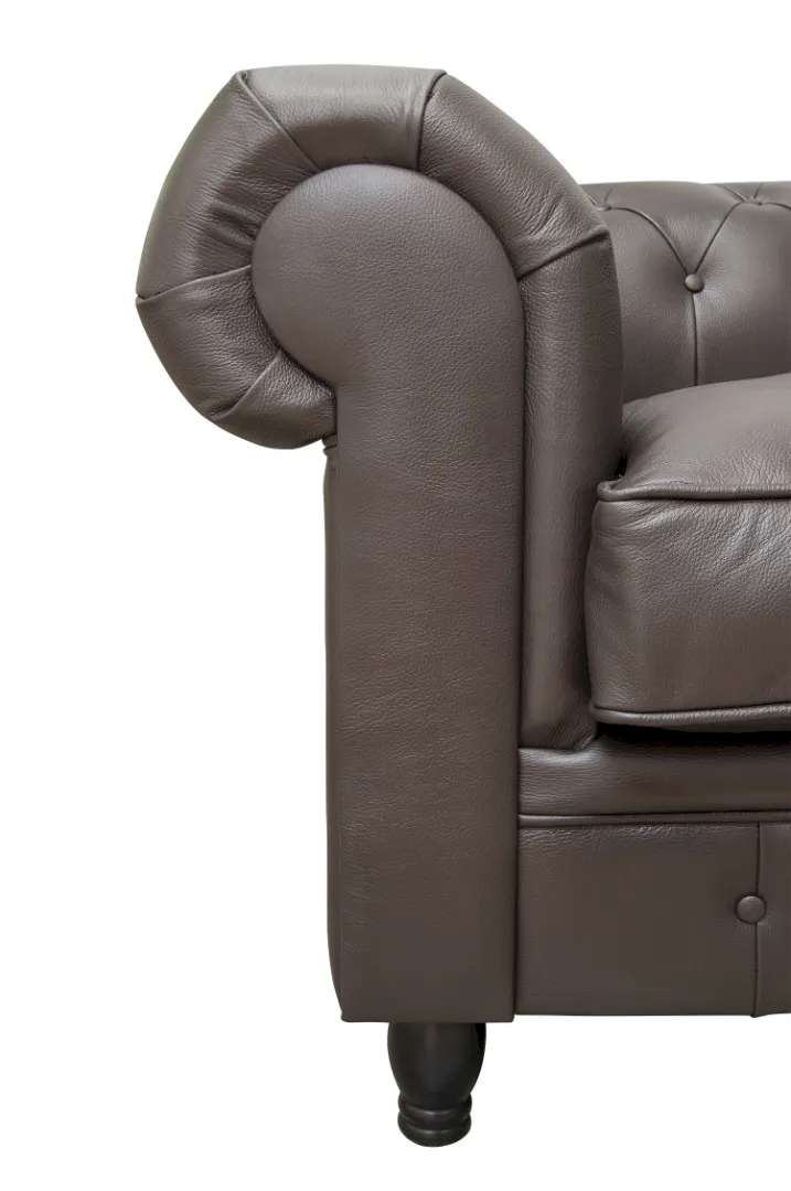 фото Диван из коричневой кожи Chesterfield Brown Leather 2S в Москве фото Диван из коричневой кожи Chesterfield Brown Leather 2S в Екатеринбурге