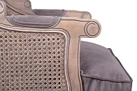 Классическое американское кресло Brody Ratang V2 в интерьере