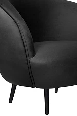Мягкое кресло Small Benee Black V2 в интерьере