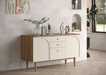 Комод с двумя дверками и ящиками 