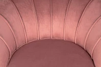 Низкое кресло ракушка Pearl Pink V3 в интерьере