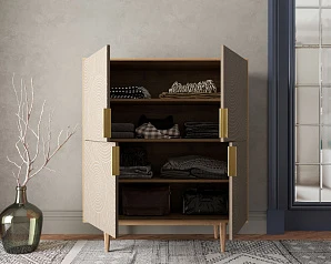 Большой комод с четырьмя дверками "Line" R19/beige в интерьере