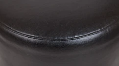 Дизайнерский пуф Topper Black в интерьере