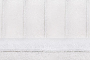 купить Диван ракушка для гостиниц Pearl Triple Boucle на черных ножках