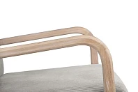 фото Кресло дизайнерское Cody Cream в интерьере