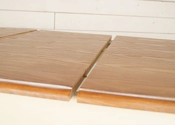 Раскладывающийся обеденный стол 