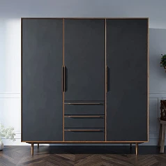 красивый Шкаф в скандинавском стиле "Bruni Black" трехстворчатый арт BR27/3Black