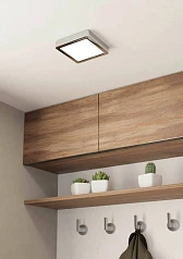 900649 Накладной светильник  FUEVA 5, 11W (LED), 3000K, IP44, L160, B160, H28, сталь, хром / пластик, белый в интерьере